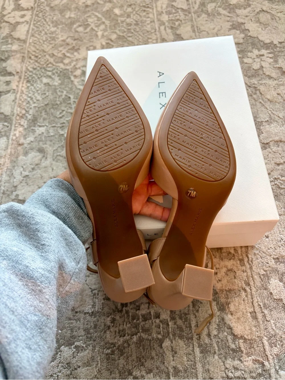Alex Marie Nude Pumps- LIKE NEW sz 7